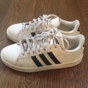 Adidas CloudFoam Sneakers. 61/2.